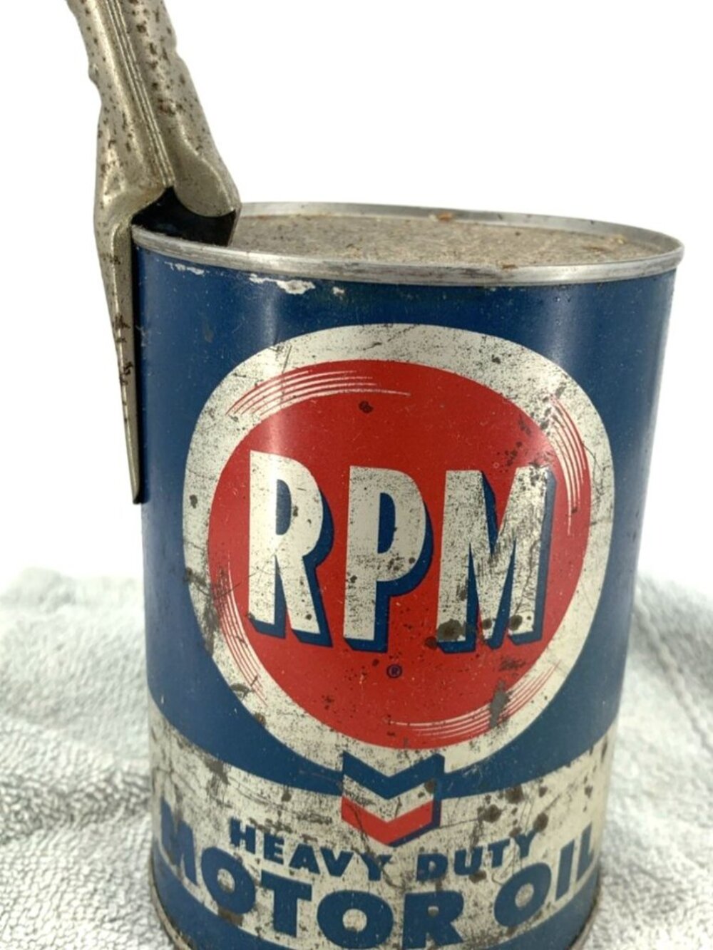 RPM Chevron Heavy Duty Motor Oil Can with Original Spout Empty SAE 30 Metal